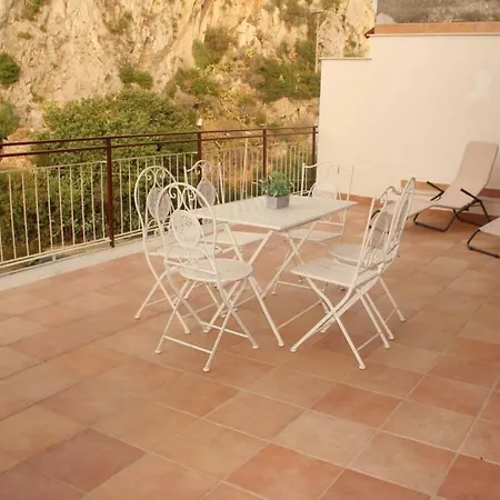 Apartamento Casalucefalu